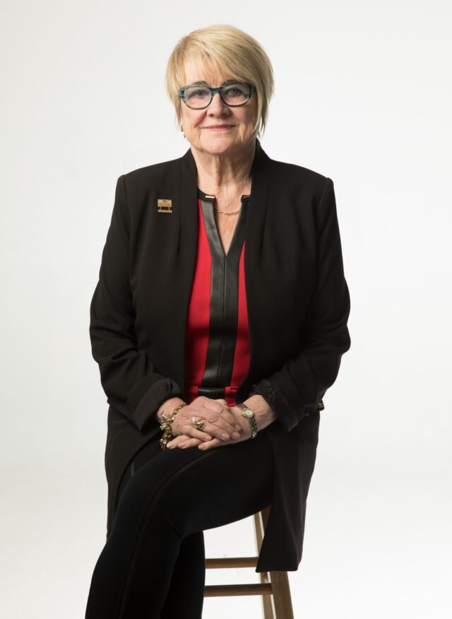 Laurie Stewart Sound Community Bank P5A2724 1