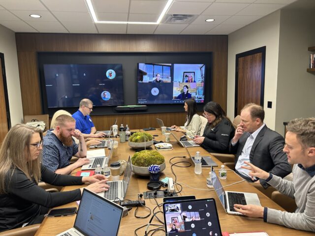 From Commodity to Competitive: How Three Banks Build Winning Products 2 Sorbe war room